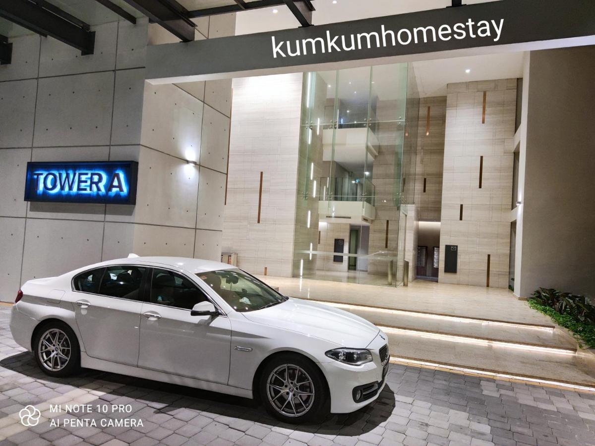 Kumkum Homestay Studio นุสาจายา ภายนอก รูปภาพ