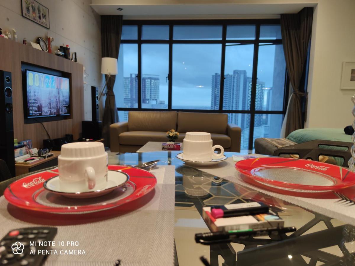 Kumkum Homestay Studio นุสาจายา ภายนอก รูปภาพ